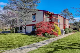 18 Northrup Dr, Brick, NJ 08724 - Photo 1