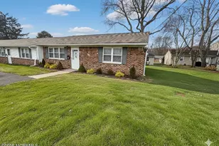 7 Nebraska Dr, Matawan, NJ 07747 - Photo 1