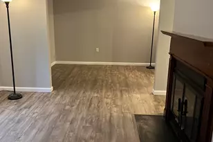 604 Wellington Pl, Aberdeen Township, NJ 07747 - Photo 8