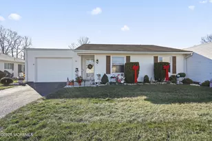 4 Aspen Plaza, Monroe Township, NJ 08831 - Photo 1