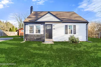 22 Oak Ridge Parkway, Toms River Township, NJ 08755 - Photo 1