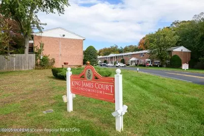 25 King James Lane, Atlantic Highlands, NJ 07716 - Photo 1