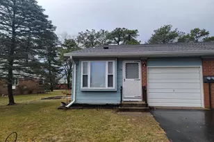 28 A Yorktowne Pkwy, Whiting, NJ 08759 - Photo 1