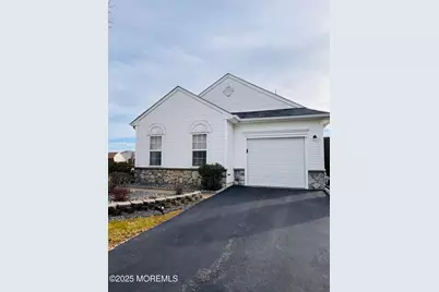 7 Chaminox Court, Manchester Township, NJ 08759 - Photo 1