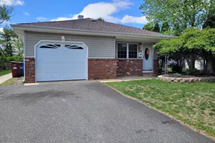 7 Le Lamentin Dr, Toms River Township, NJ 08757 - Photo 1