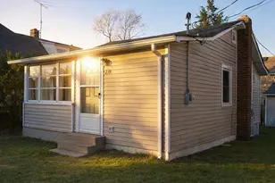 239 Bay Ave, Leonardo, NJ 07737 - Photo 1