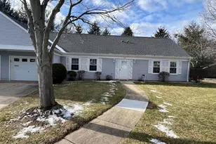 718 Victoria Ct, Monroe Township, NJ 08831 - Photo 1