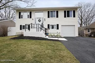 15 Commodore Ct, Barnegat, NJ 08005 - Photo 1