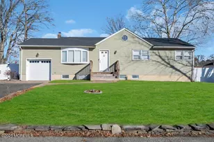 49 Stratford Dr, Brick, NJ 08724 - Photo 1