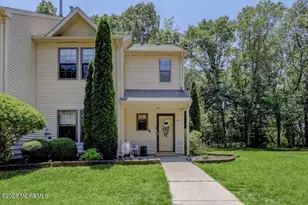 95 Azalea Cir, Jackson, NJ 08527 - Photo 1
