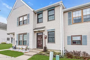 37 Queens Way, Englishtown, NJ 07726 - Photo 1