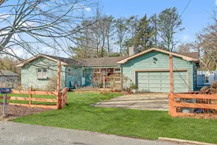 130 Center St, Manahawkin, NJ 08050 - Photo 1