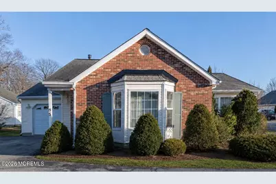 95 Farnworth Close, Freehold, NJ 07728 - Photo 1