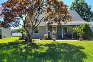 28 Fayette Ln, Aberdeen Township, NJ 07747 - Photo 1