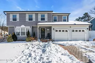 18 Charles Dr, Tinton Falls, NJ 07753 - Photo 1