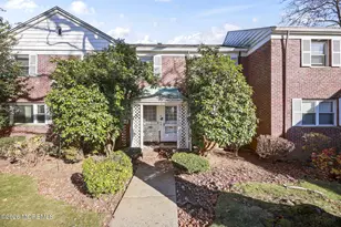 39 Manor Dr, Red Bank, NJ 07701 - Photo 1