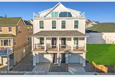 7 Center Street, Sea Bright, NJ 07760 - Photo 1