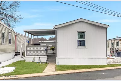 25 Bayshore Mobile Mnr, Hazlet Township, NJ 07730 - Photo 1