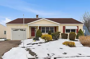61 Westport Dr, Toms River Township, NJ 08757 - Photo 1