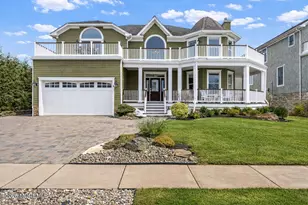 10 Imbrie Pl, Sea Bright, NJ 07760 - Photo 1