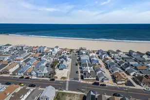 1A Water St, Point Pleasant Beach, NJ 08742 - Photo 1