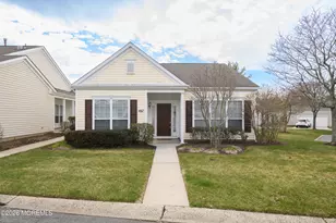 467 Bluebird Dr, Monroe Township, NJ 08831 - Photo 1