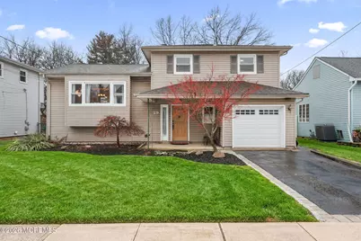 29 Hollywood Drive, Woodbridge Township, NJ 07095 - Photo 1