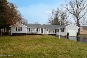749 Park Ave, Belford, NJ 07718 - Photo 1
