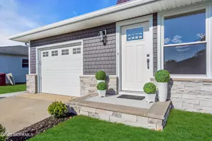 17 Palmetto Point St, Toms River Township, NJ 08757 - Photo 1