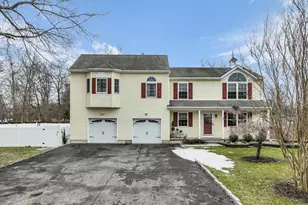 978 Feathertree Dr, Toms River Township, NJ 08753 - Photo 1