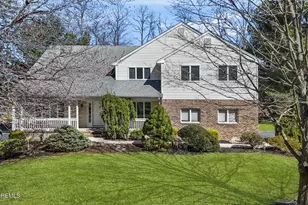 34 Knob Hill Rd, Morganville, NJ 07751 - Photo 1