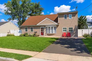 30 Mountain Ave, Hazlet Township, NJ 07730 - Photo 1