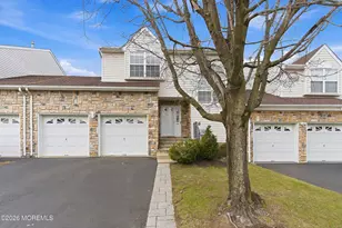 44 Kingfisher Ct, Marlboro Township, NJ 07746 - Photo 1