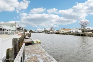 21 Lake Michigan Dr, Little Egg Harbor, NJ 08087 - Photo 1