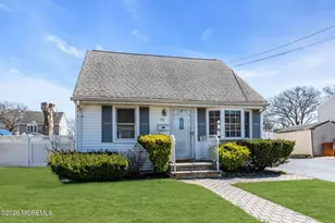 76 Compton Ave, Hazlet Township, NJ 07734 - Photo 1
