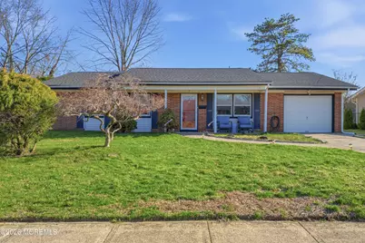 6 Hunterdon Avenue, Monroe Township, NJ 08831 - Photo 1
