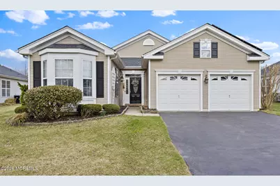 10 Minuteman Circle, Allentown, NJ 08501 - Photo 1