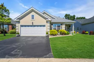 40 Bunker Hill Dr, Allentown, NJ 08501 - Photo 1