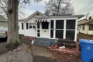 306 Norwood Ave, Laurence Harbor, NJ 08879 - Photo 1