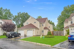 4 Cooper Ct, Freehold, NJ 07728 - Photo 1