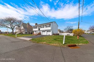 1 Elizabeth Pl, Monmouth Beach, NJ 07750 - Photo 1