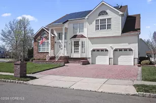 30 Terrier Pl, Kendall Park, NJ 08824 - Photo 1