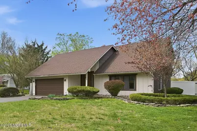 13 Summit Avenue, Manalapan Township, NJ 07726 - Photo 1
