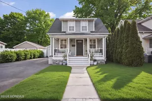 33 Memorial Pkwy, Atlantic Highlands, NJ 07716 - Photo 1