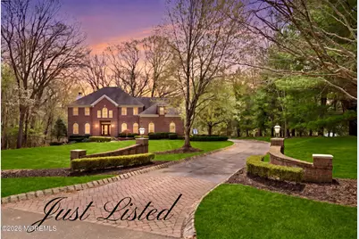 5 Maple Knoll Lane, Manalapan Township, NJ 07726 - Photo 1