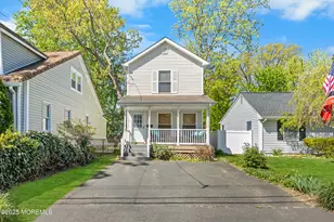 105 Wayside Dr, Keyport, NJ 07735 - Photo 1