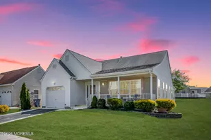 152 Chesterfield Ln, Toms River Township, NJ 08757 - Photo 1