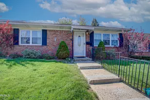 5 Missouri Ct, Matawan, NJ 07747 - Photo 1