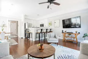 20 Waverly St, Keyport, NJ 07735 - Photo 1