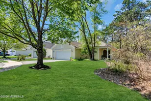 52 Summerwinds Dr, Lakewood, NJ 08701 - Photo 1